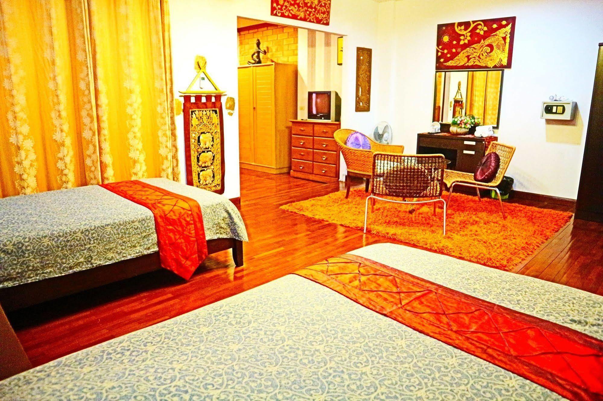 Mirrisa Nimman Hotel Чіангмай Екстер'єр фото